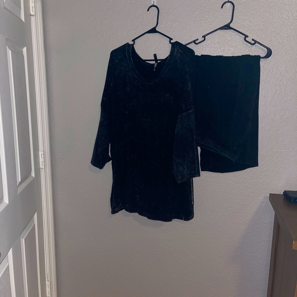 Torrid sleep set